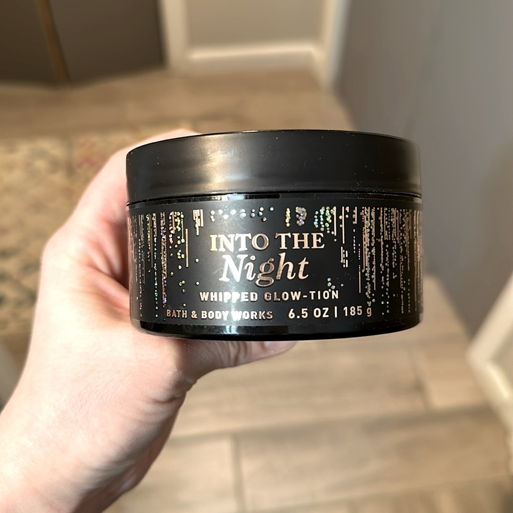 Brand new whipped glotion